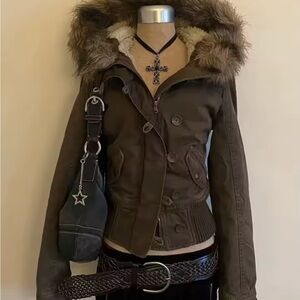 Women's Brown Y2K Fur-Trimmed Jacket 🥥🤎🍂